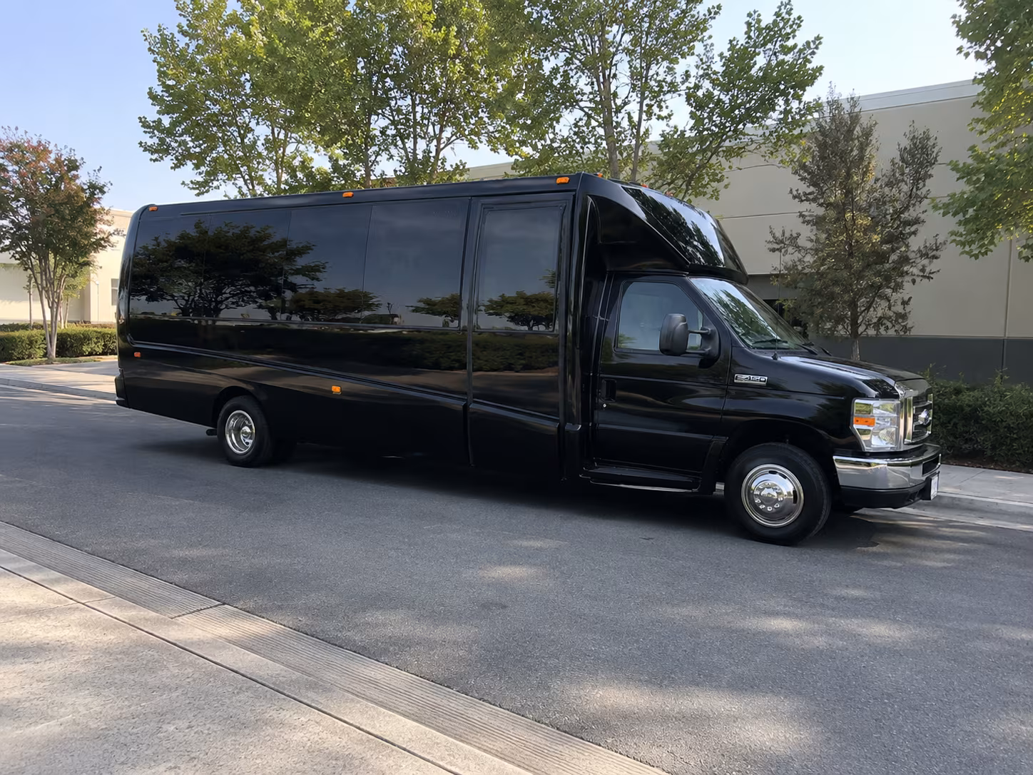 livonia bus rentals